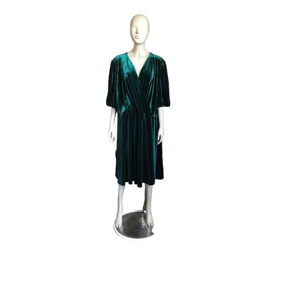 NWT Lane Bryant Green Velvet Fit and Flare Dress - Picture 1 of 5